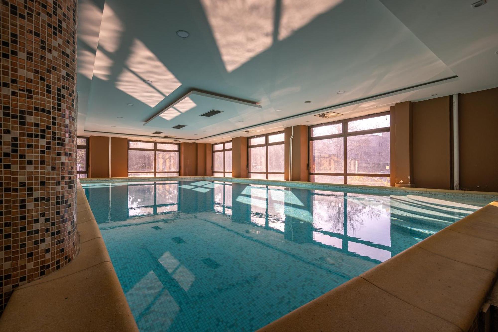 City Joy - Sports Center Tasmajdan Belgrad Exteriör bild